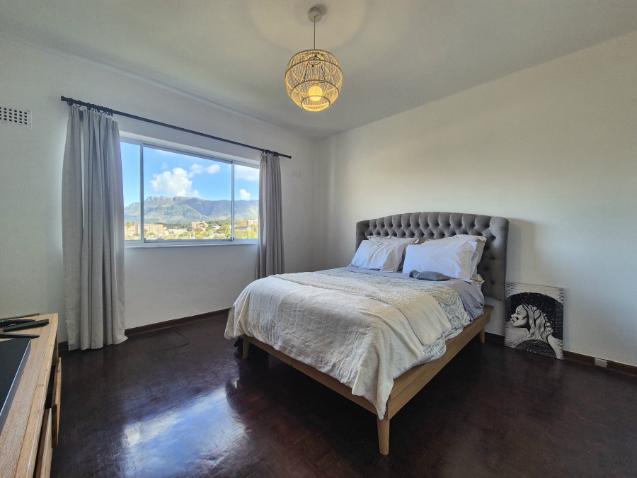 2 Bedroom Property for Sale in Wynberg Upper Western Cape